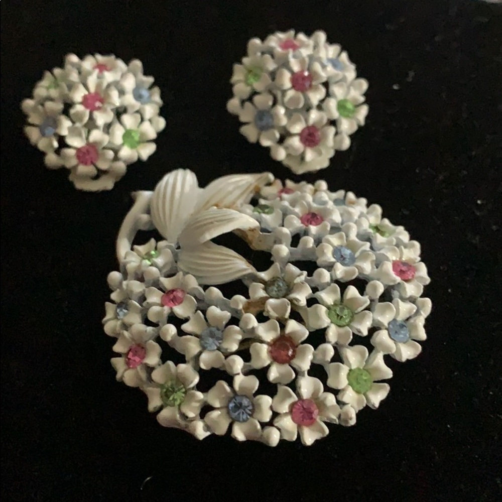 🔥Vintage earrings and brooche set - Picture 7 of 8